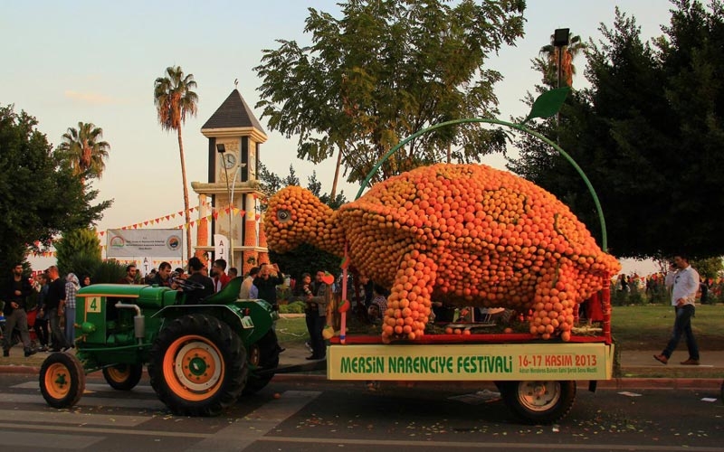 Citrus Festival in Mersin – there are more oranges than people