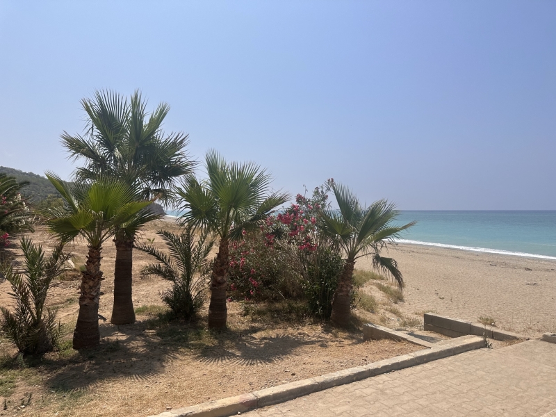 Yanışlı beaches and Yanışlı Beach Cave — 10 photos, how to get from Mersin