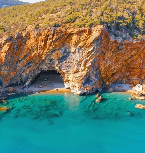 Yanışlı beaches and Yanışlı Beach Cave — 10 photos, how to get from Mersin