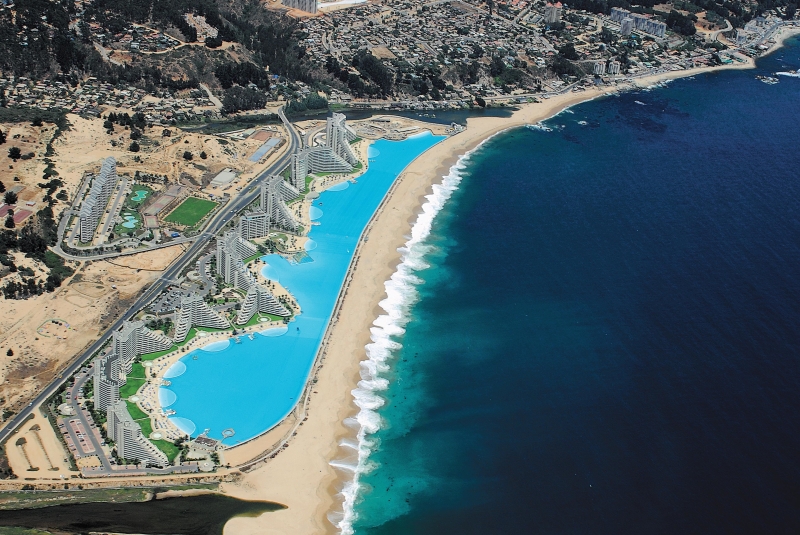 The largest swimming pool in the world is located in Chile