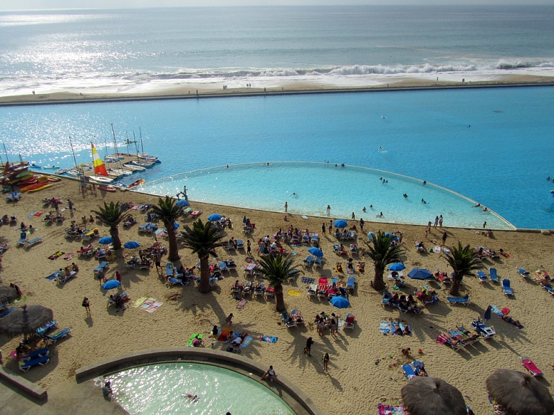 The largest swimming pool in the world is located in Chile