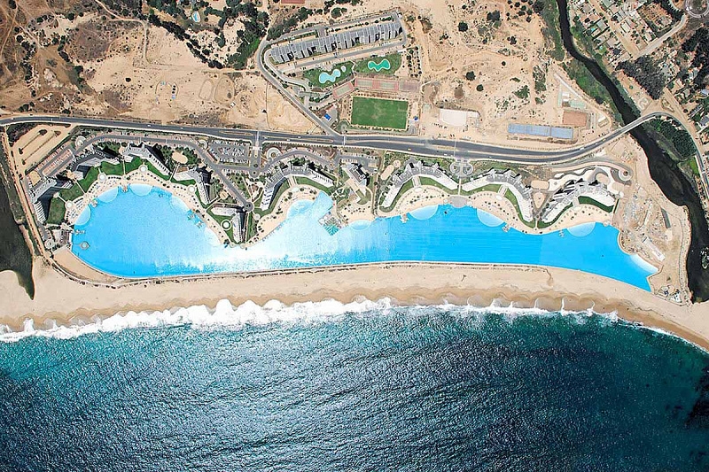 The largest swimming pool in the world is located in Chile