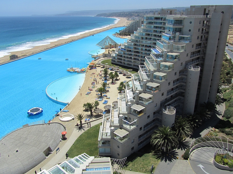 The largest swimming pool in the world is located in Chile