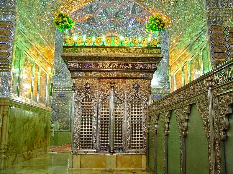 Shah Cherah Mirror Mosque in Iran | Mirror Mausoleum — photos and videos