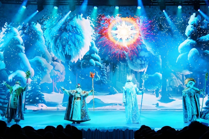 The Most Grandiose Christmas Trees in Russia 2026: Where to Find a Miracle