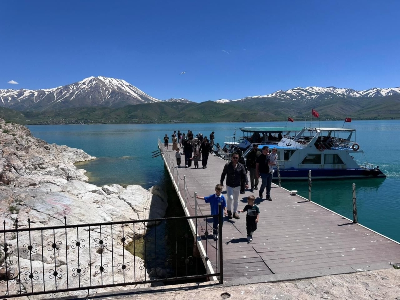 Akdamar Island (Akdamar Adası)