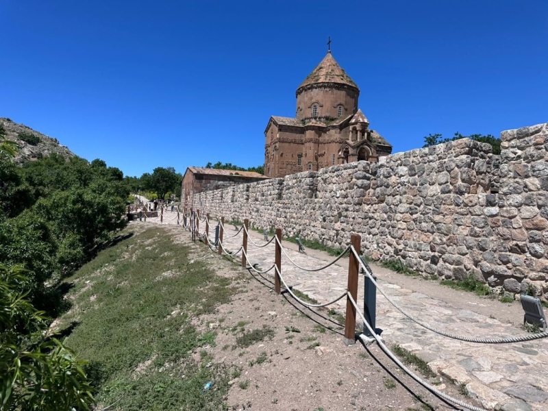 Akdamar Island (Akdamar Adası)