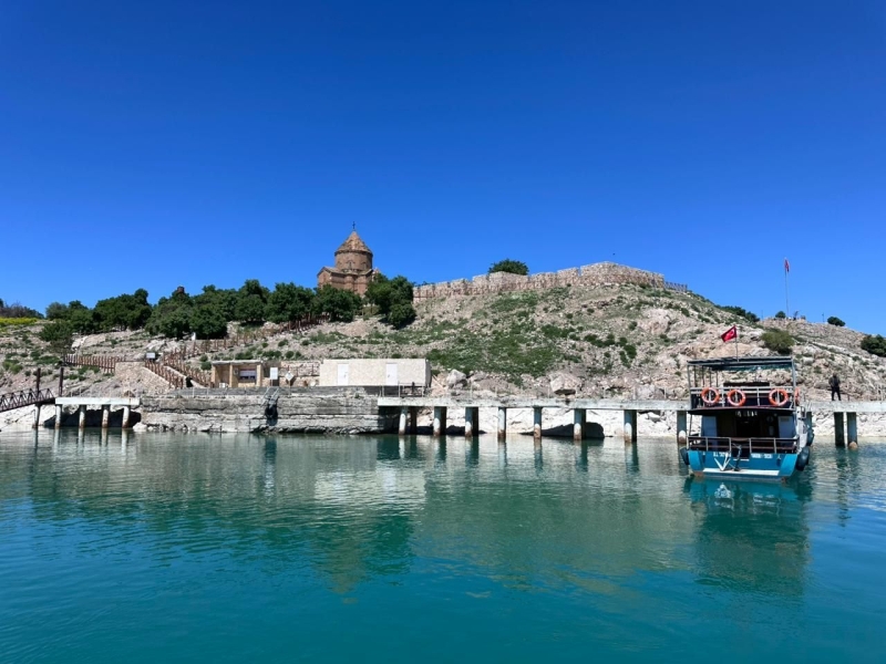 Akdamar Island (Akdamar Adası)