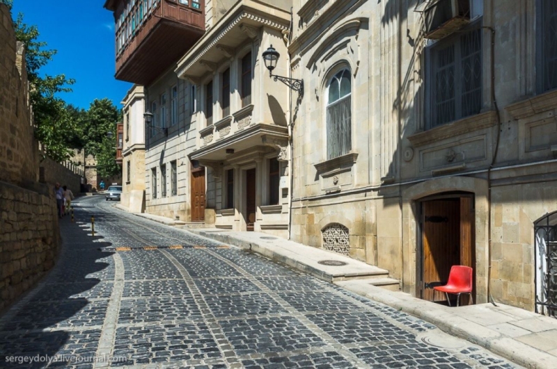 Baku: when is the best time to go, for how many days and what to see over the weekend Description:
