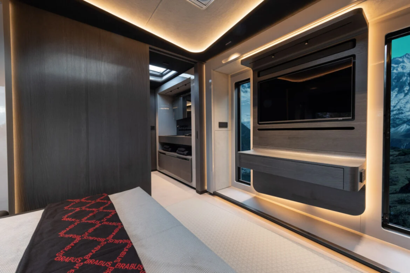 BRABUS BIG BOY 1200: one of the coolest motorhomes in the world &mdash; Luxury motorhome review
