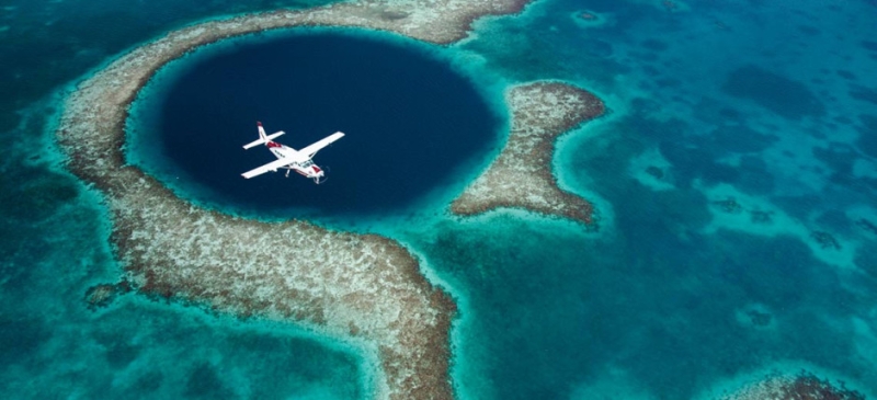 Great Blue Hole — where it is, history, depth, diving, how to get there and interesting facts
