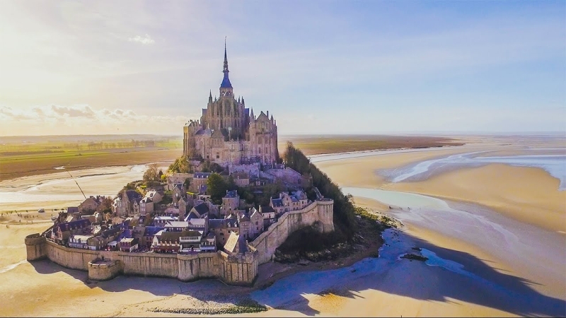 Mont Saint-Michel: how to get there, what to see and why this is the most unusual place in Normandy